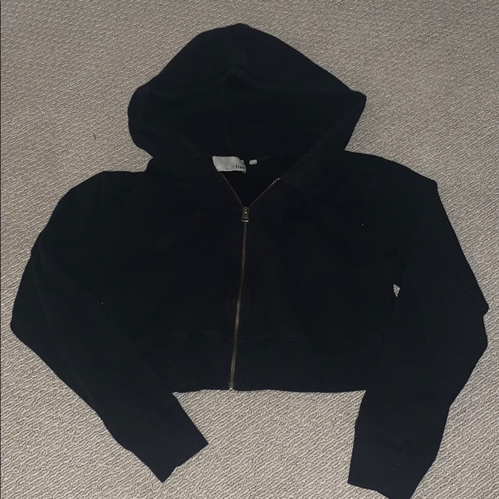 aritzia cropped hoodie